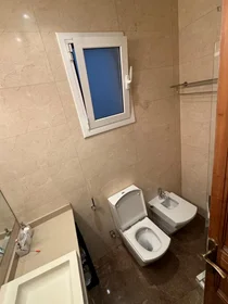 Private room at Carrer Mallorca, image 12 of 17