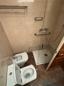 Private room at Carrer Mallorca, image 13 of 17