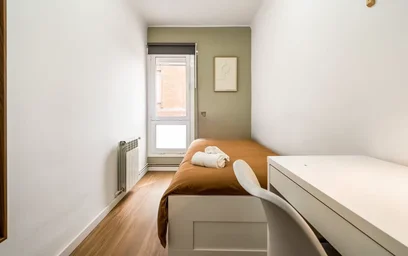 Stanza privata in Carrer de Sant Isidor, immagine 1 di 10