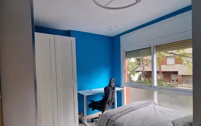 Chambre privée à Plaça de Salvador Riera, Horta-Guinardó, image 1 de 10