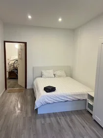 Private room at Rue Astrid, Gosselies, image 1 of 10