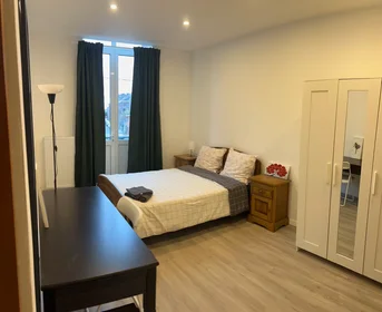 Private room at Rue Astrid, Gosselies, image 1 of 10