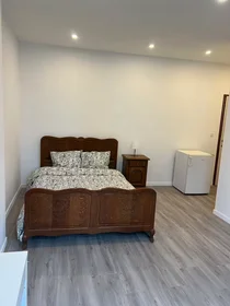 Private room at Rue Astrid, Gosselies, image 3 of 10