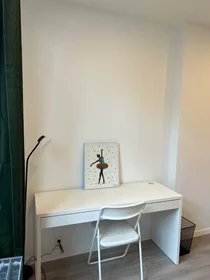 Private room at Rue Astrid, Gosselies, image 6 of 10