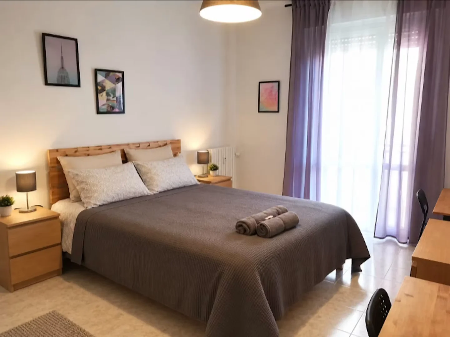 Economical student room with convenient location in 