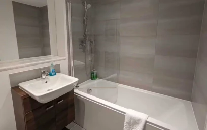 Apartamento inteiro em The Strand, Commercial District, imagem 7 de 9
