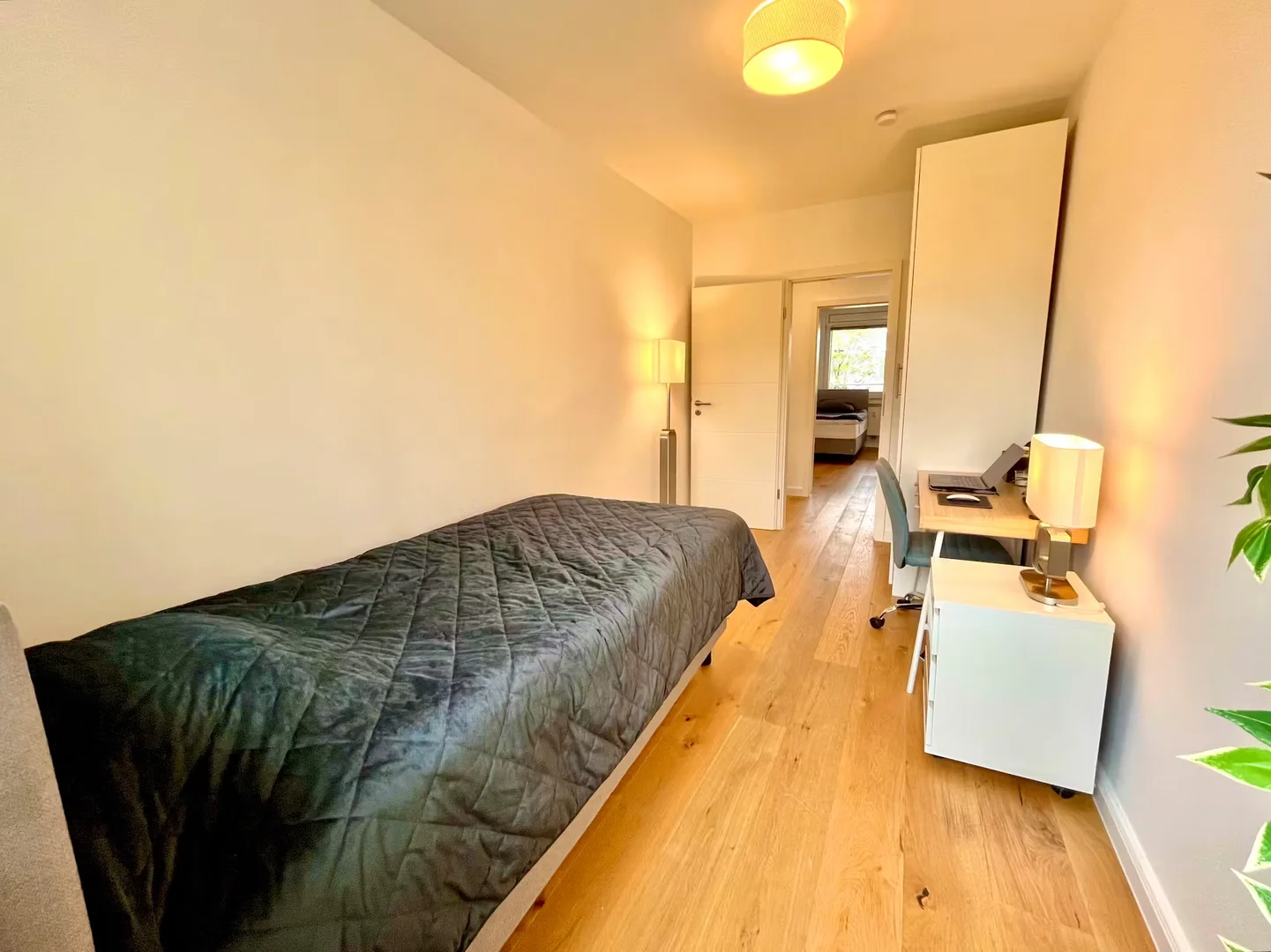 Habitación estudiantil económica con ubicación conveniente en 