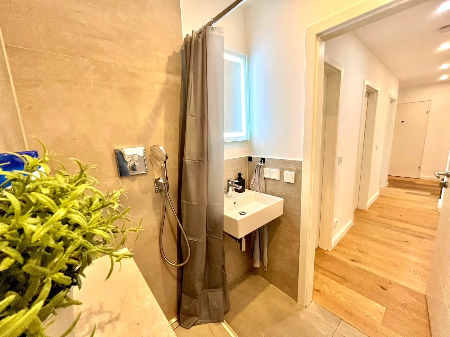 Habitación en apartamento estudiantil en alquiler en , completamente amueblado