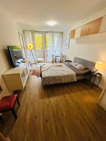 Alojamiento entero en Ungererstraße, Schwabing-Freimann, imagen 2 de 10
