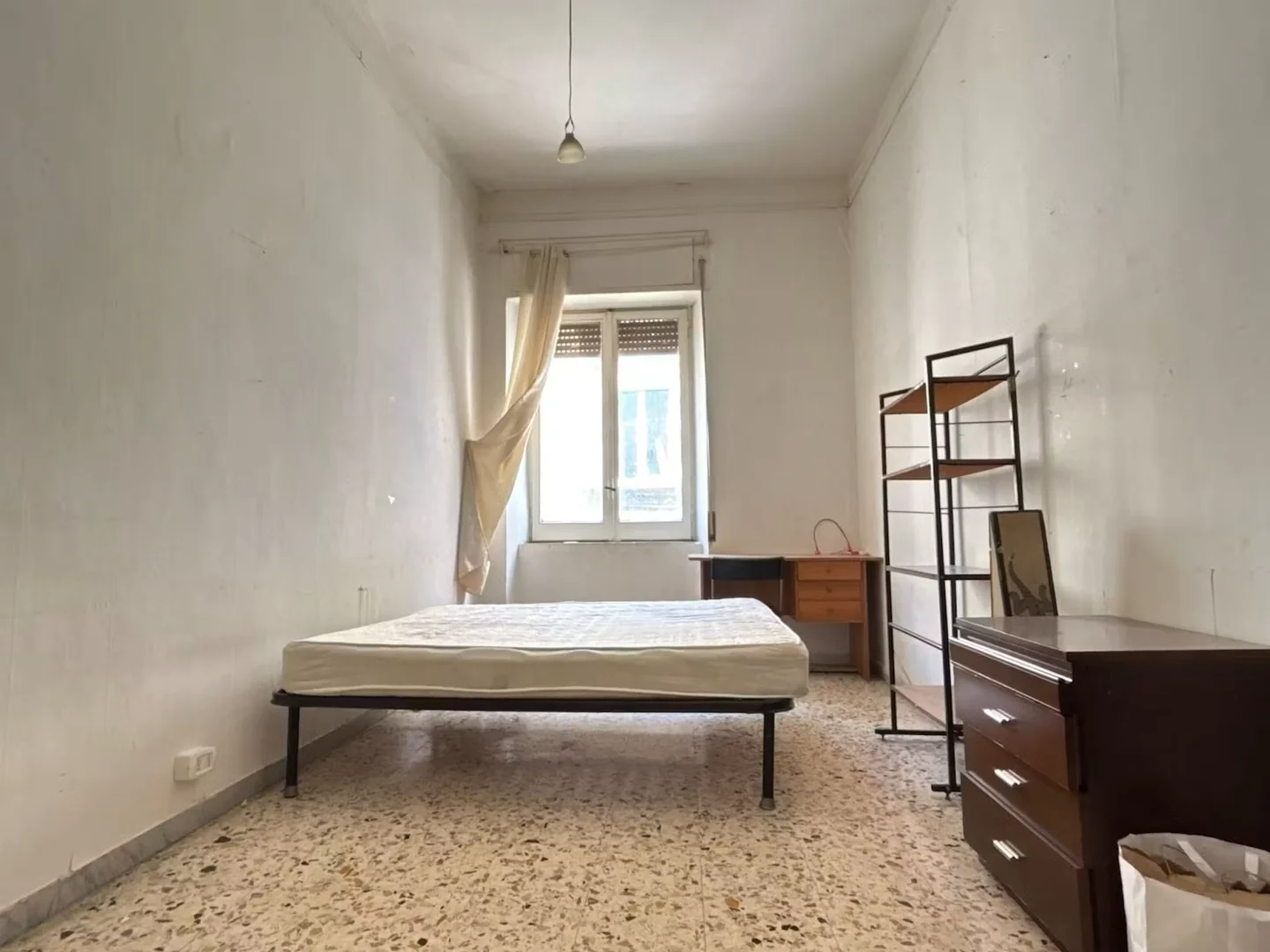 Camera per studenti in  con servizi moderni