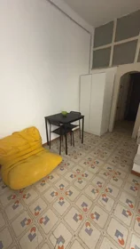 Appartamento intero in Via Pietro Trinchera, San Lorenzo, immagine 3 di 10