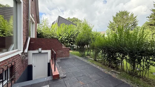 Appartamento intero in Eckerkamp, Wandsbek, immagine 7 di 8
