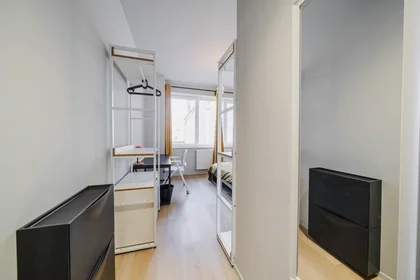 Chambre privée à Rue Joseph Saintraint, Namur, image 2 de 8