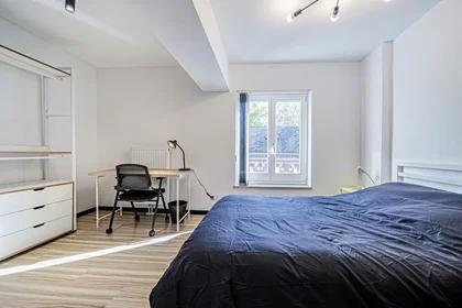 Chambre privée à Rue du Parc, Mons, image 2 de 8