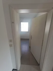 Dairenin tamamı konumu Spemannstraße, Stuttgart Ost, 4 7 görüntüsü