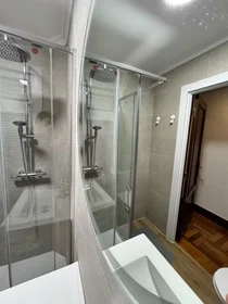 Mehrbettzimmer in der Diego Lopez Haroko Kale Nagusia, Abando, bild 10 von 10