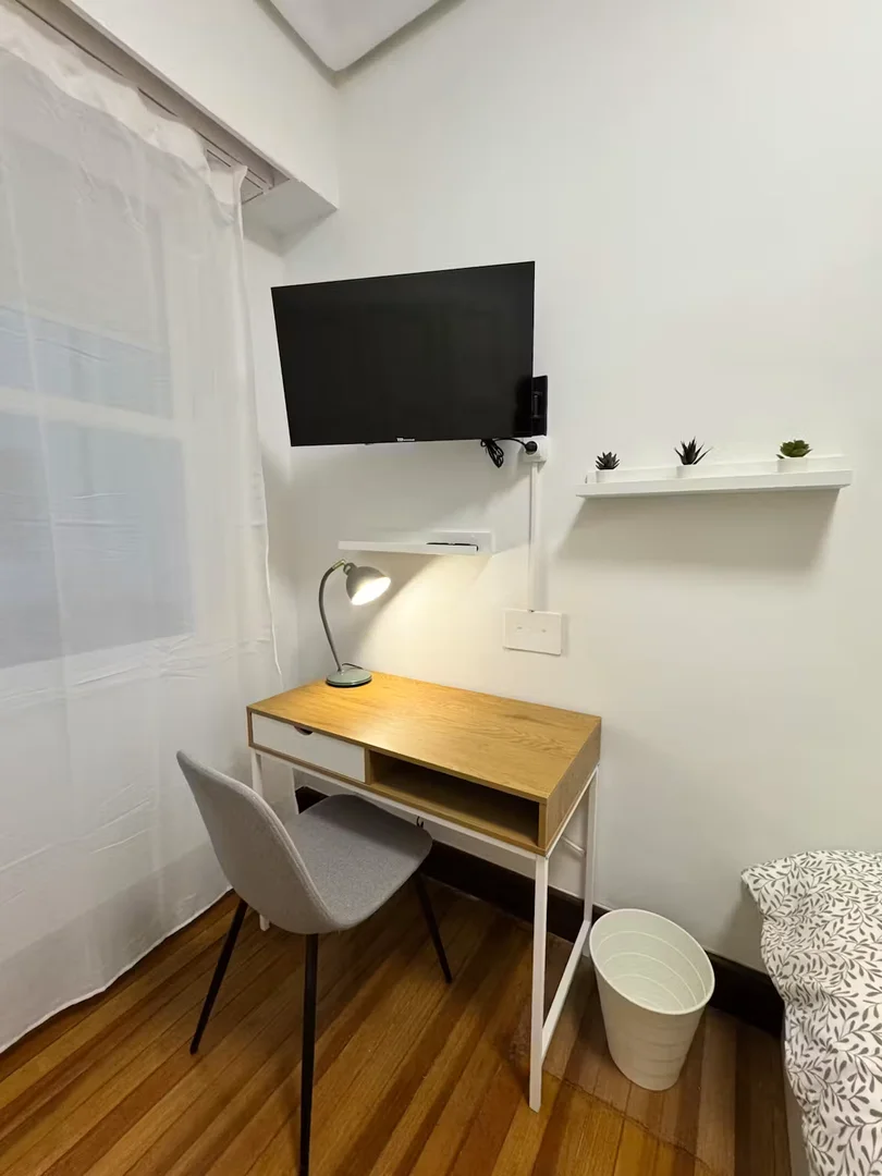 Preisgünstiges Studentenzimmer in günstiger Lage in
