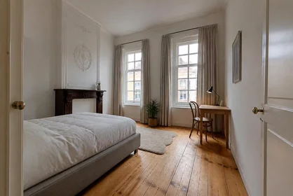 Private room at Achter de Molens, Jekerkwartier, image 1 of 5