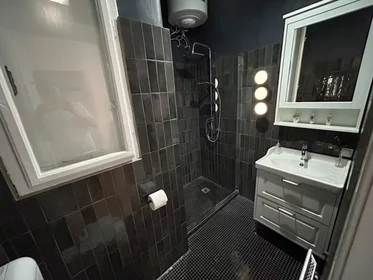 Apartamento inteiro em Rippl Rónai utca, VI. kerület, imagem 8 de 9