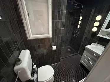 Apartamento inteiro em Rippl Rónai utca, VI. kerület, imagem 9 de 9