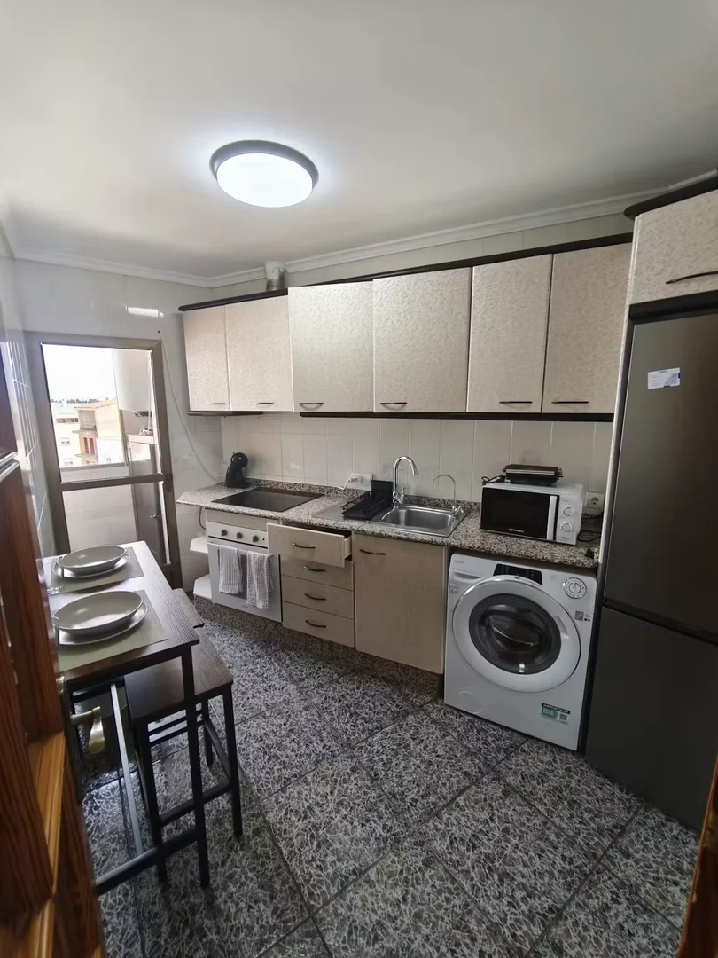 Budget-friendly student room close to campus in 