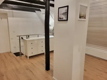 Stanza privata in Esserstraße, Köln-Kalk, immagine 3 di 10