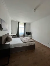 Private room at Nauheimer Straße, Frankfurt am Main-Innenstadt II, image 3 of 8