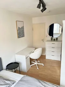 Prywatny pokój Charlottenstraße, Stuttgart-Mitte, obraz 1 5