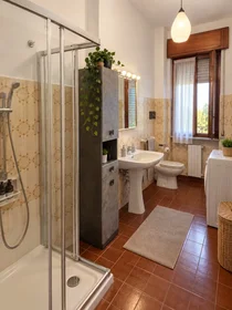 Habitación privada en Via dei Conversi, Genneruxi, imagen 3 de 5