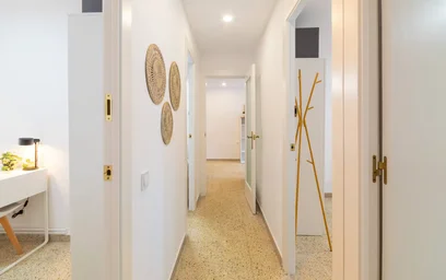 Stanza privata in Carrer d'Aristòtil, immagine 8 di 10