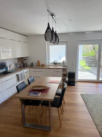 Logement de 2 chambres à {area}