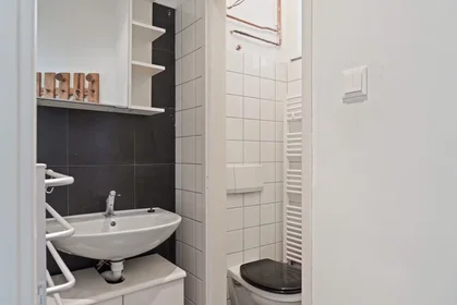 Private room at Hegergasse, Landstraße, image 8 of 10