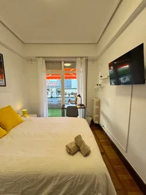 Mehrbettzimmer in der Diego Lopez Haroko Kale Nagusia, Abando, bild 7 von 10