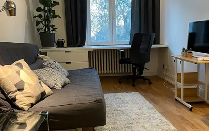 Quarto para alugar com cama de casal em {area}