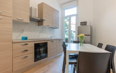 Privatzimmer in der Via Vigone, Cenisia, bild 8 von 10