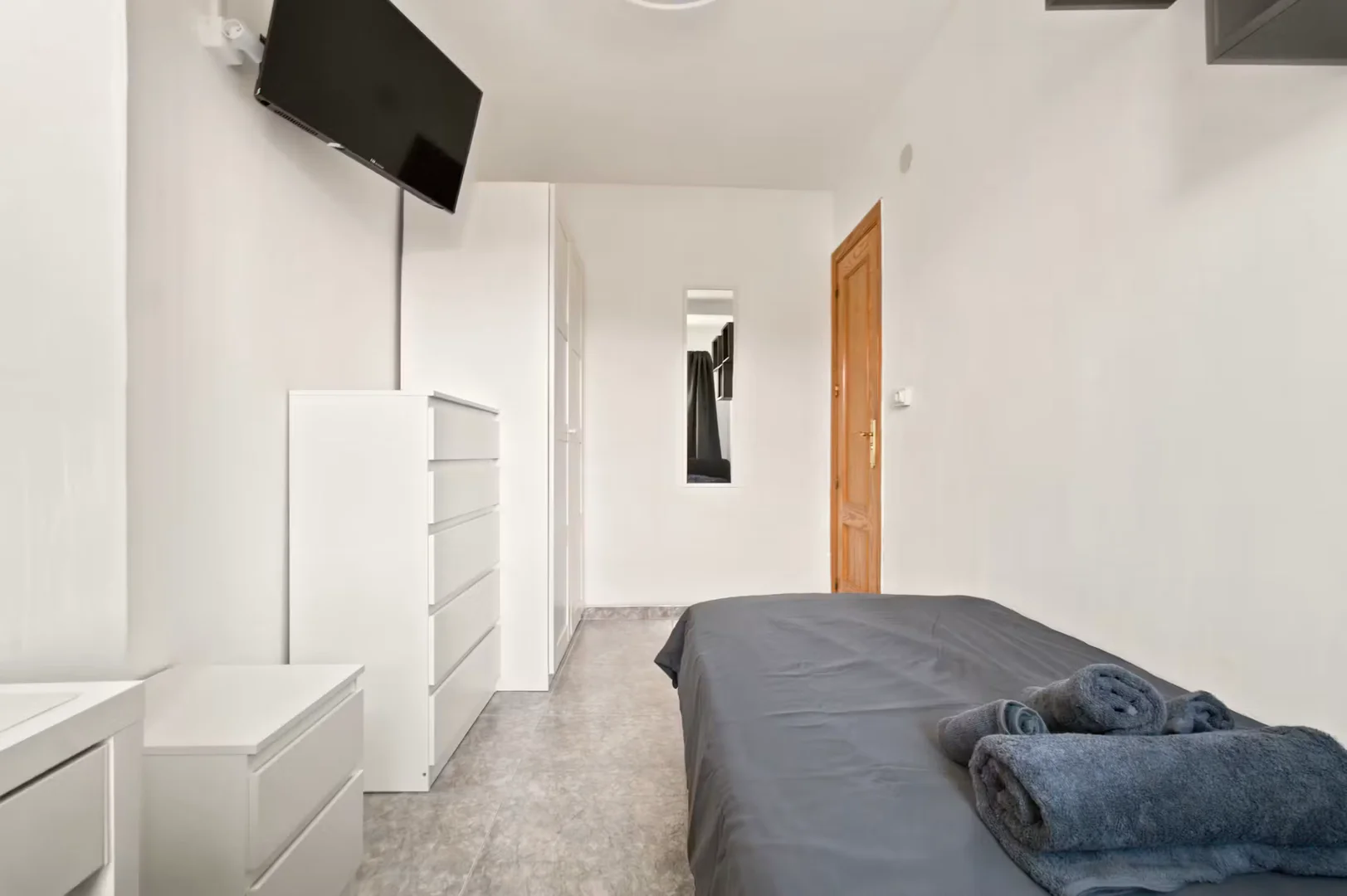 Bezahlbares Zimmer für Studenten mit ausreichender Beleuchtung in 