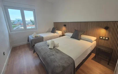 Entire apartment at Calle Gregorio Marañon, Vallobín, image 1 of 10