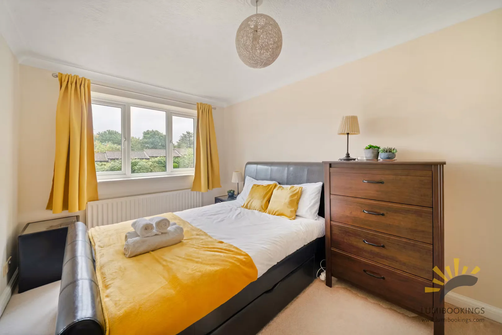 Whitehaven Close, Shortlands