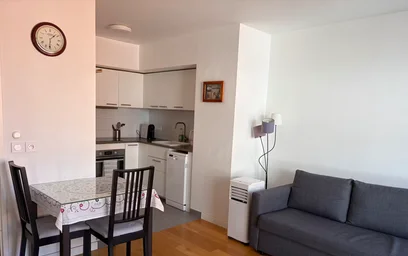 Logement entier à Rue Amédée Bollée, image 1 de 10