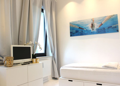 Chambre à louer dans un appartement en colocation à koln