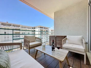Entire apartment at Avenue de Cannes, Juan les Pins, image 7 of 10