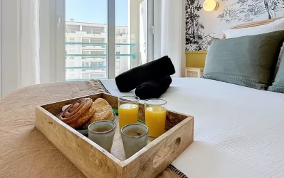 Entire apartment at Avenue de Cannes, Juan les Pins, image 9 of 10