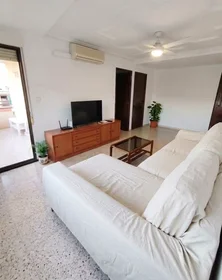 Quarto privado em Carrer Clara Campoamor, Camí dels Magros, imagem 4 de 10
