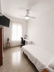 Quarto privado em Carrer Clara Campoamor, Camí dels Magros, imagem 8 de 10