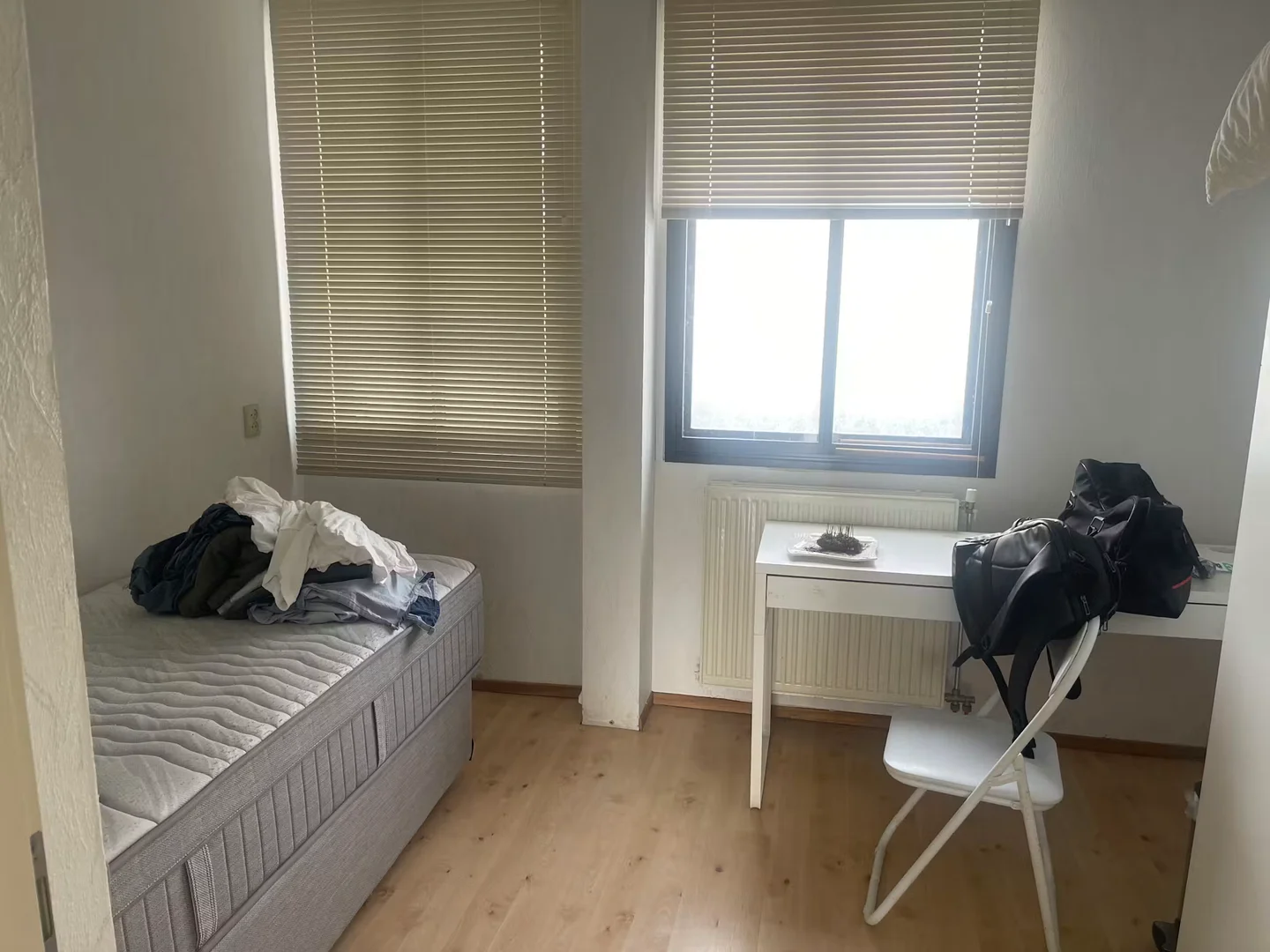 Chambre à louer dans un appartement d'étudiant à , entièrement meublée