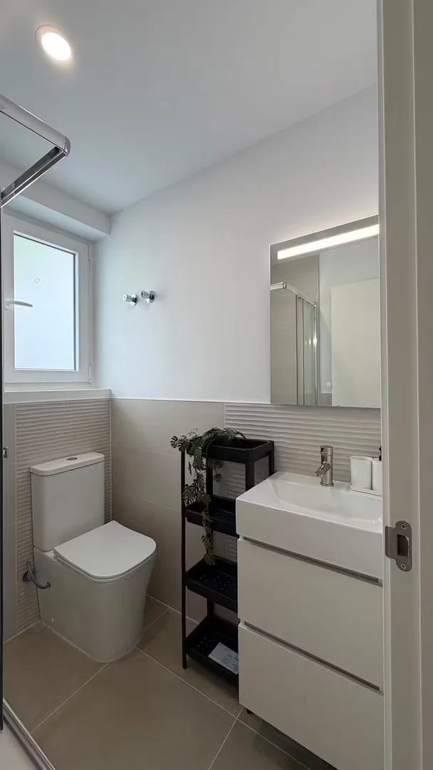 Habitación para estudiantes en  con área de estudio y facilidades compartidas