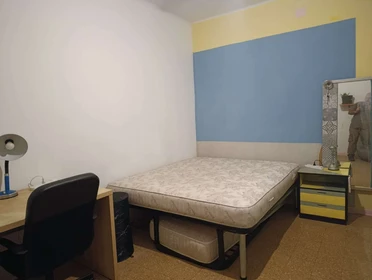 Chambre privée à Via Filippo Beroaldo, image 1 de 10