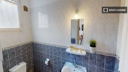 Stanza privata in Rue Maury, immagine 1 di 3