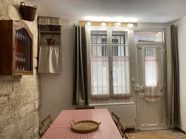 Appartamento intero in Rue Petite Saunerie, immagine 14 di 30