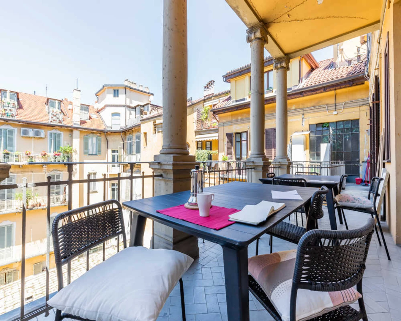 Student-friendly room in  with modern amenities